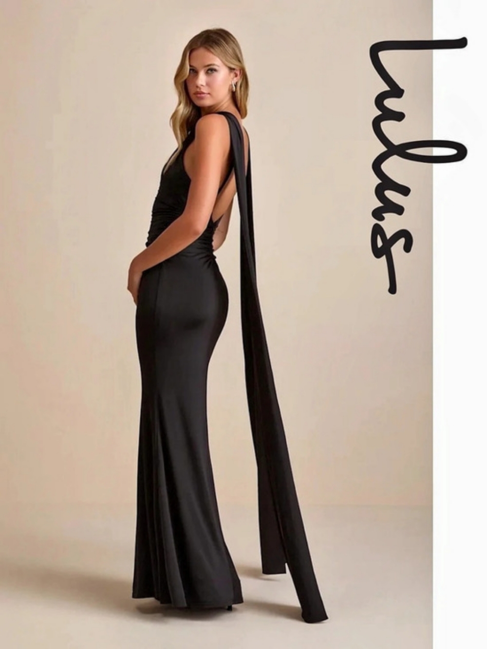 Lulus - Noretta Black Jersey Knit Keyhole Cutout Sash Maxi Dress - Medium